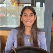 Profesora de Primaria que imparte clases de 1º de Primaria hasta ESO